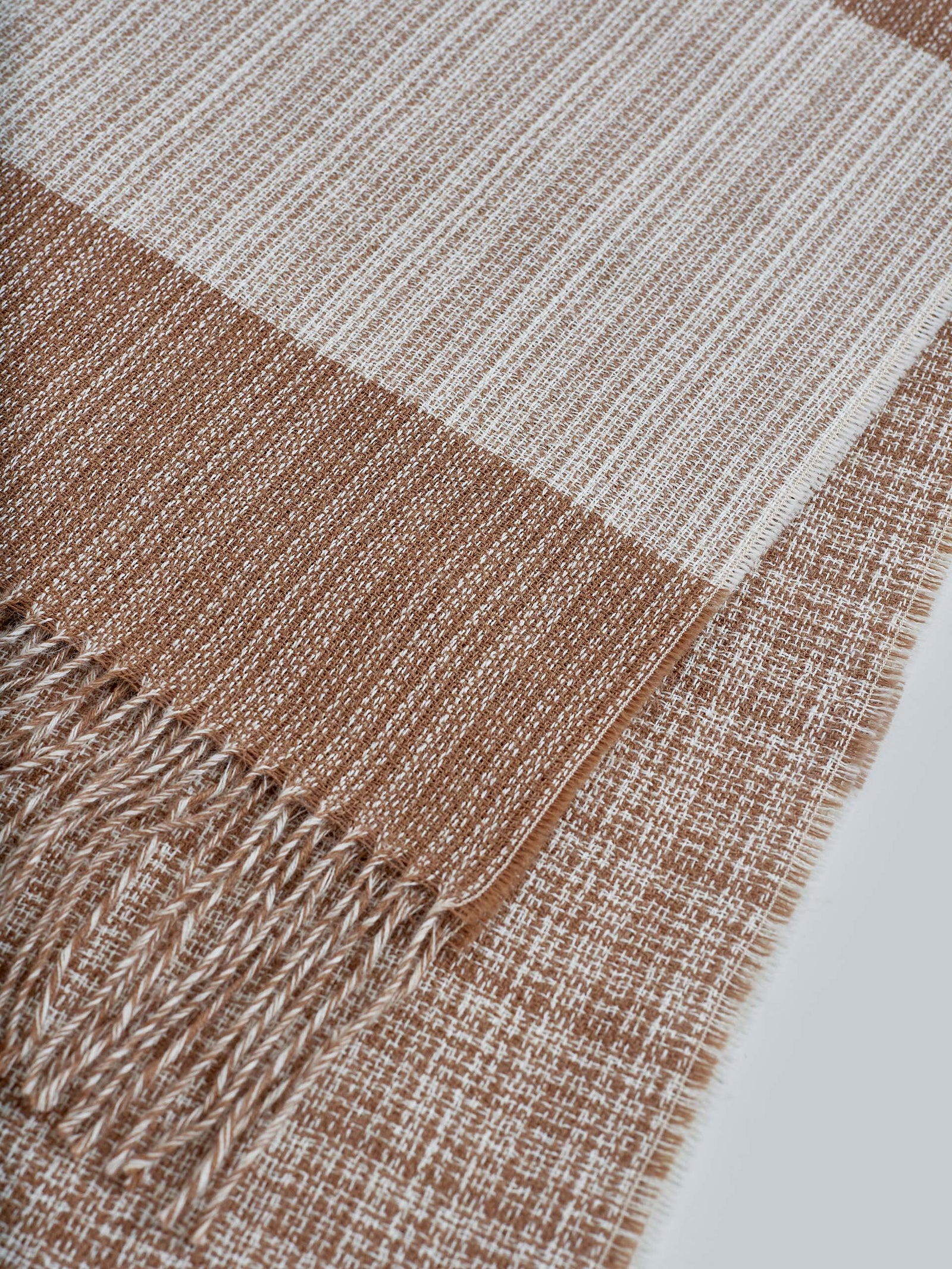 Chal Wingapo Baby Alpaca Color Crudo I