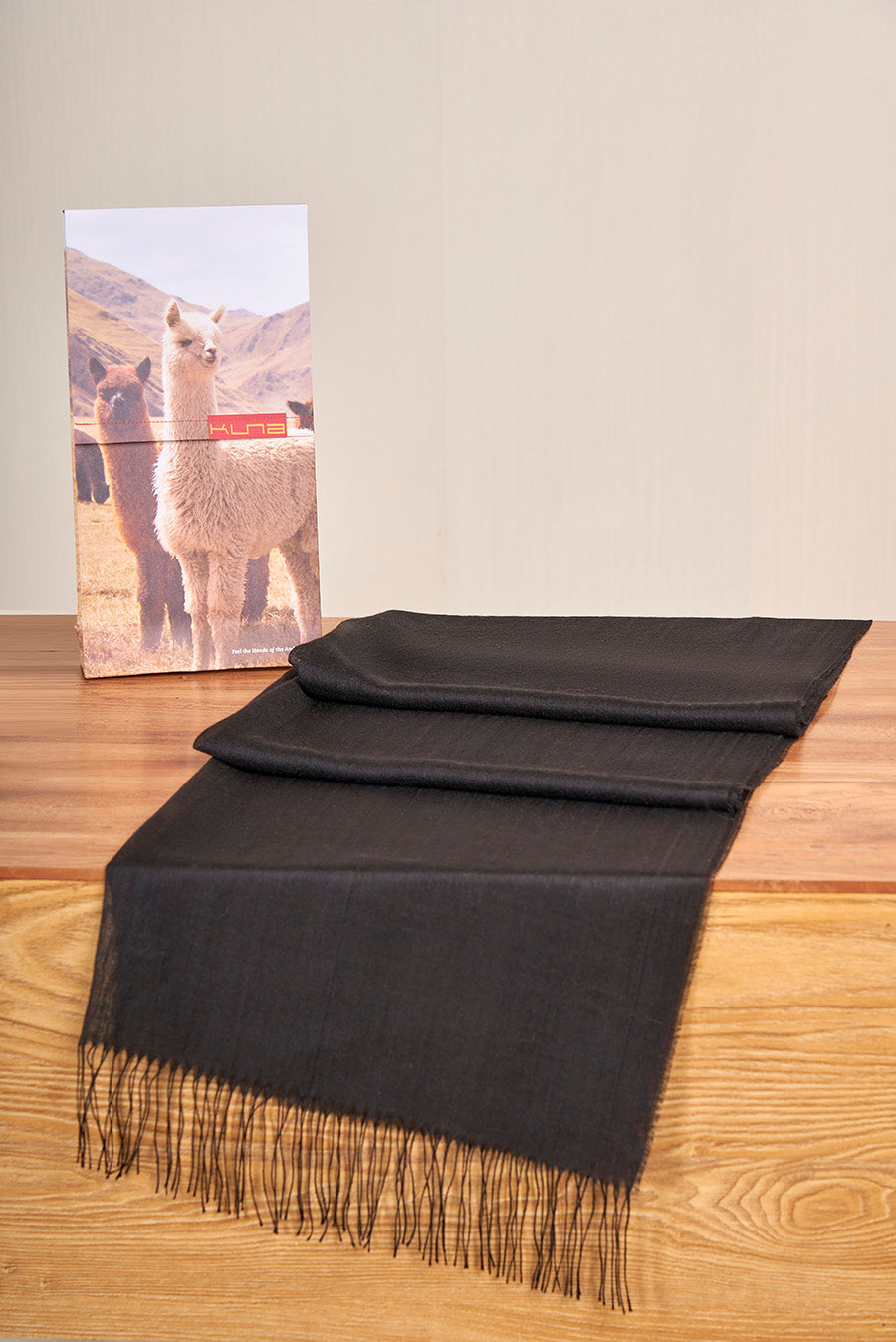 Vercorin Shawl Baby Alpaca Color Black