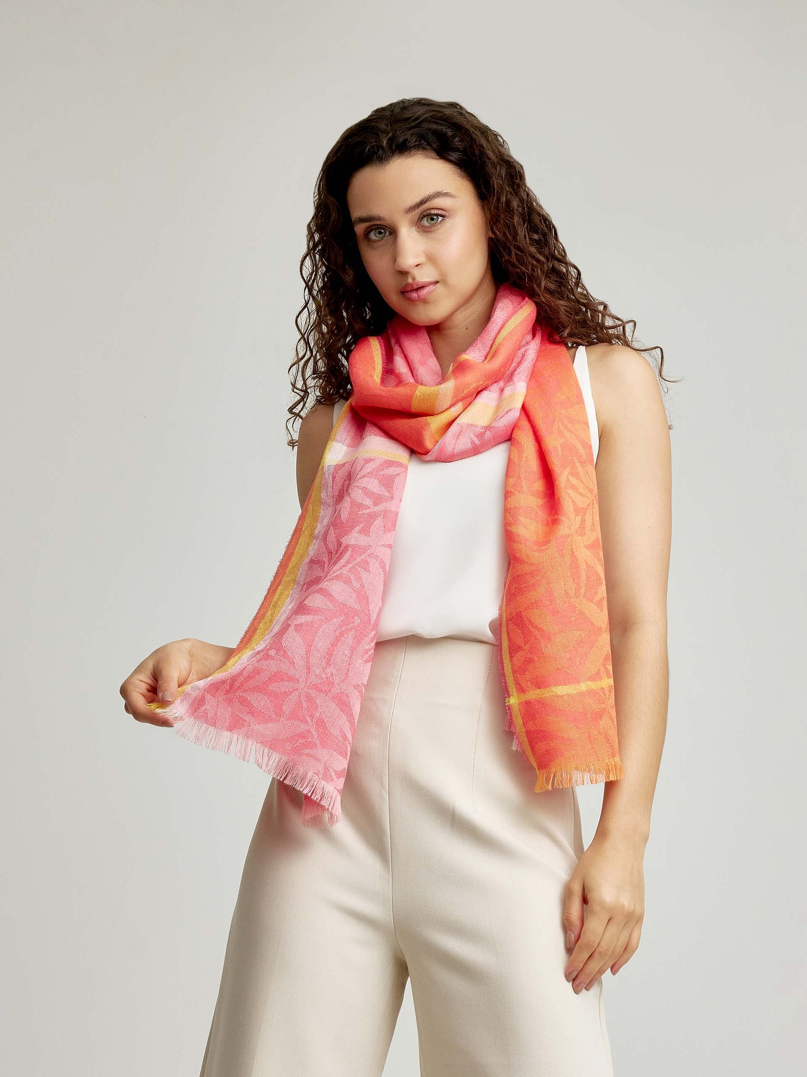 Manta de bebé Warwick en alpaca y seda, color rosa