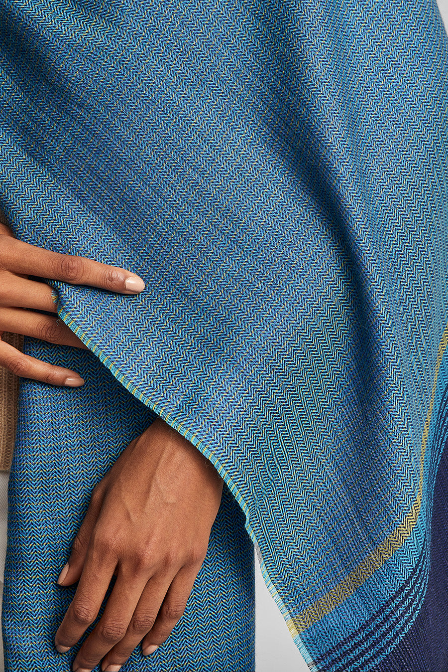 Woi Shawl Baby Alpaca Color Blue