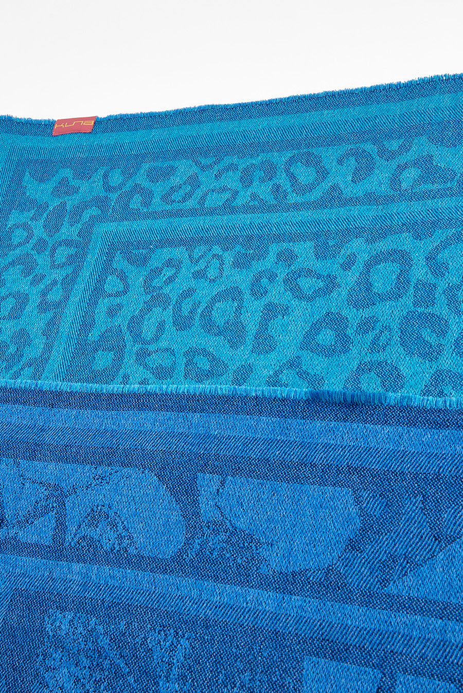 Mantón Wutenberg Baby Alpaca y Seda Color Azul