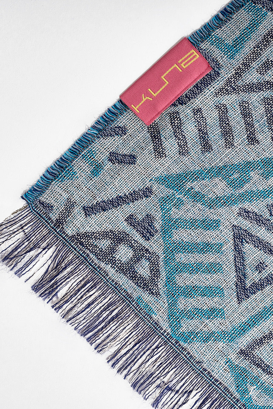 Westlife Mantoncillo Baby Alpaca Color Azul
