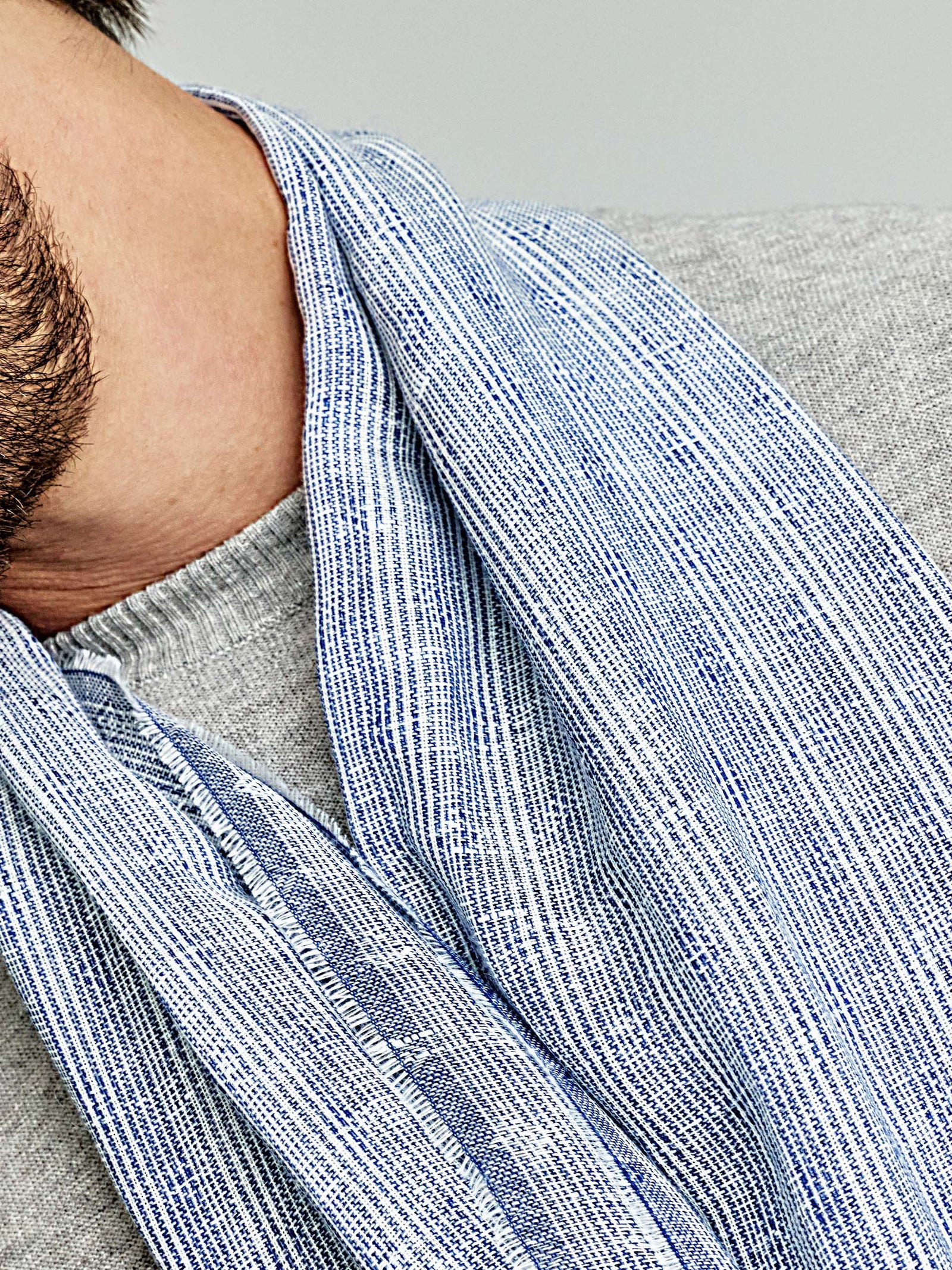 Willkomen Shawl Linen Color Blue