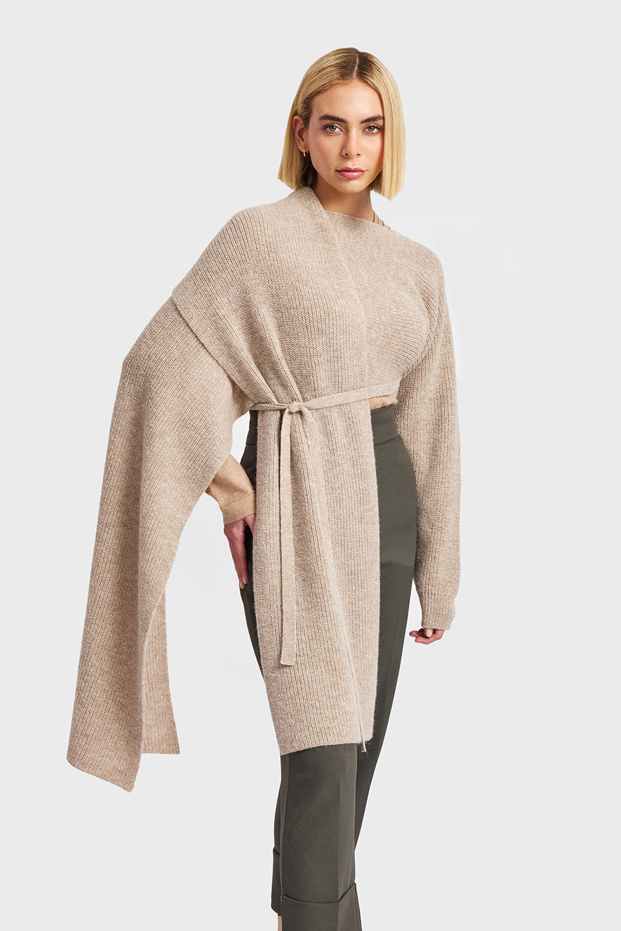 Estola Wolfram De Baby Alpaca Color Sabbia