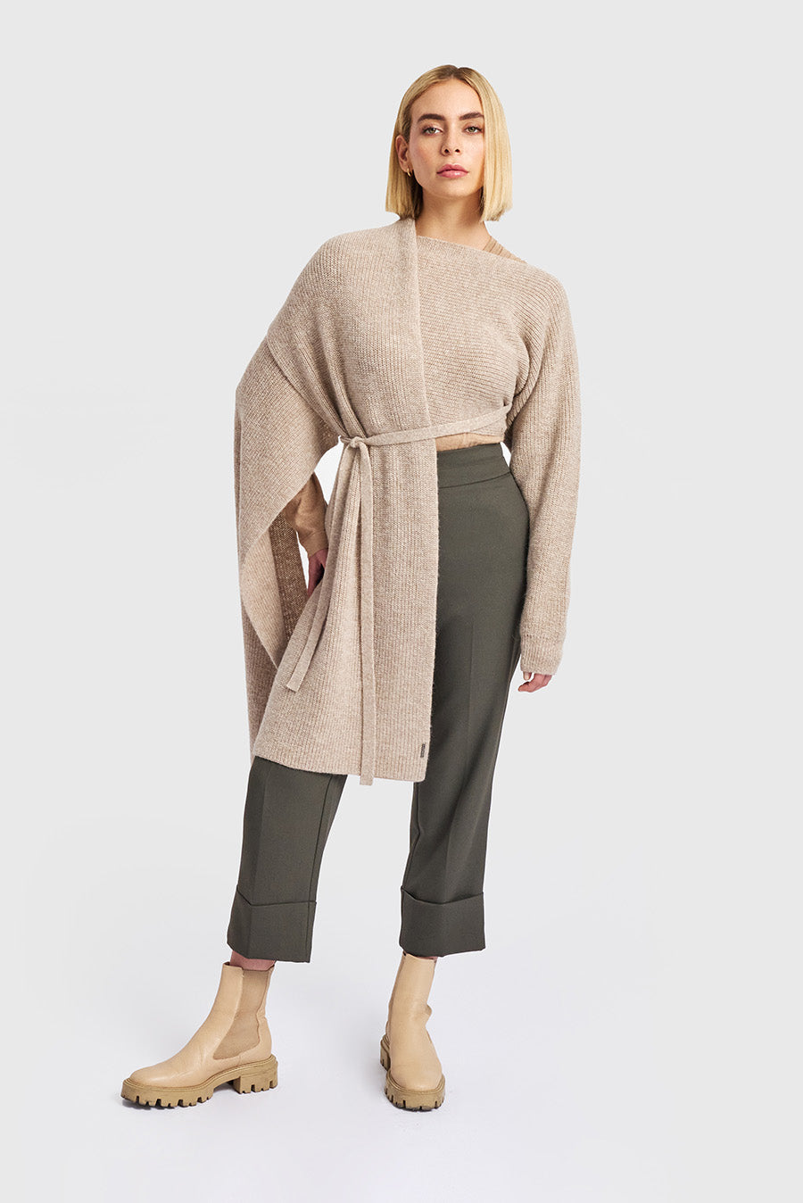 Estola Wolfram De Baby Alpaca Color Sabbia