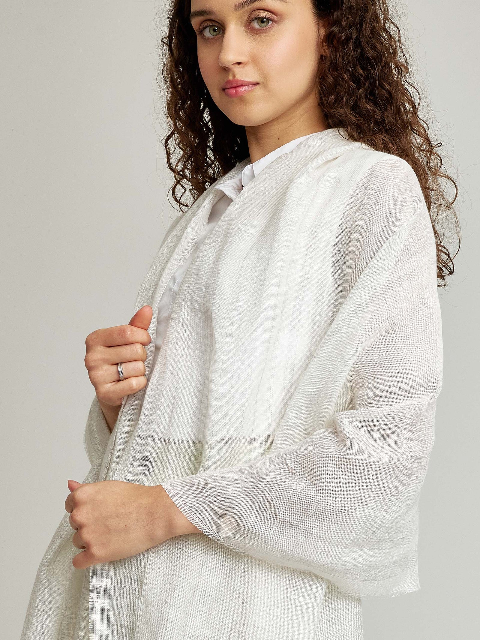 Wallet Shawl Linen Color Grey