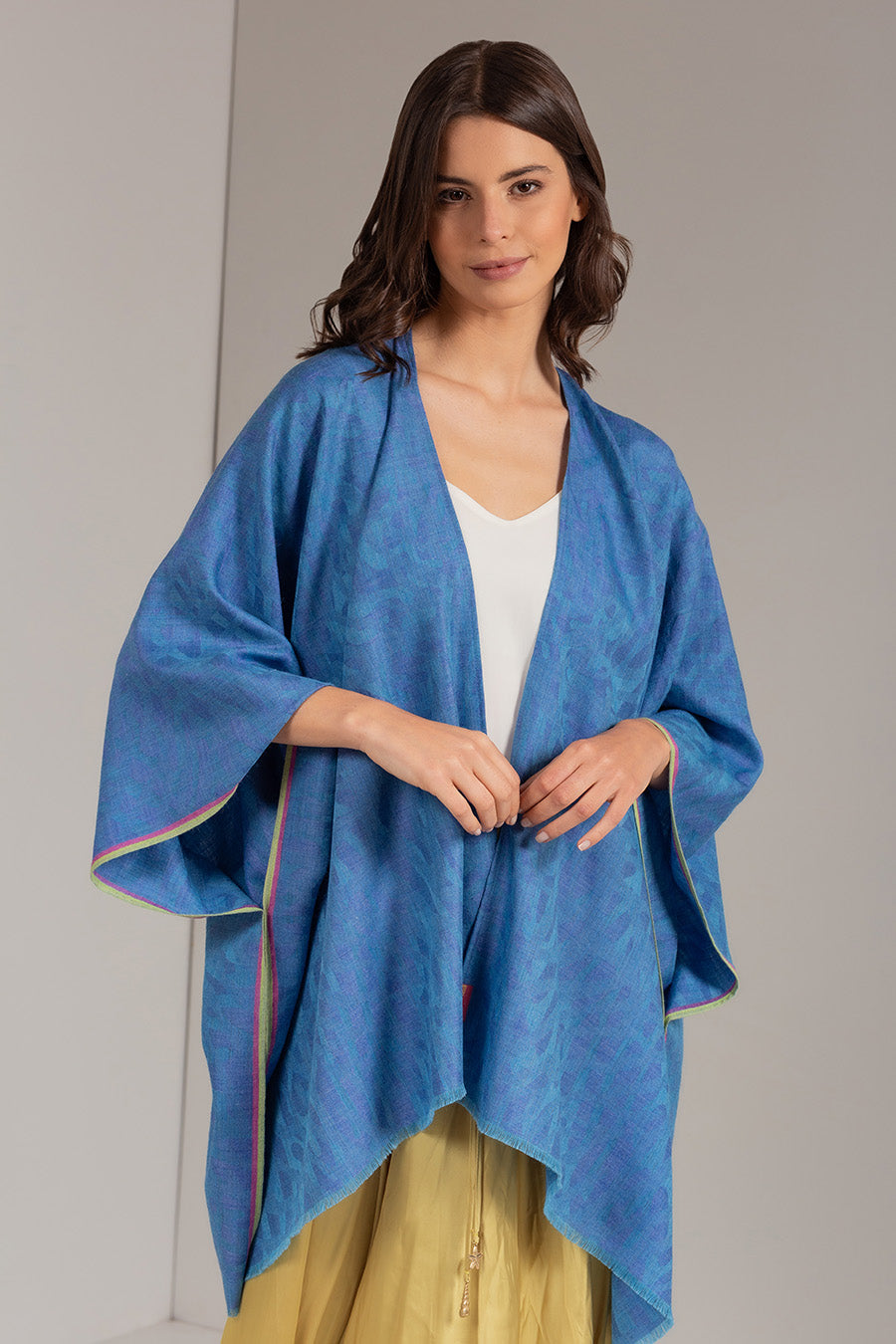 Umacollo Cape Baby Alpaca Color Blue