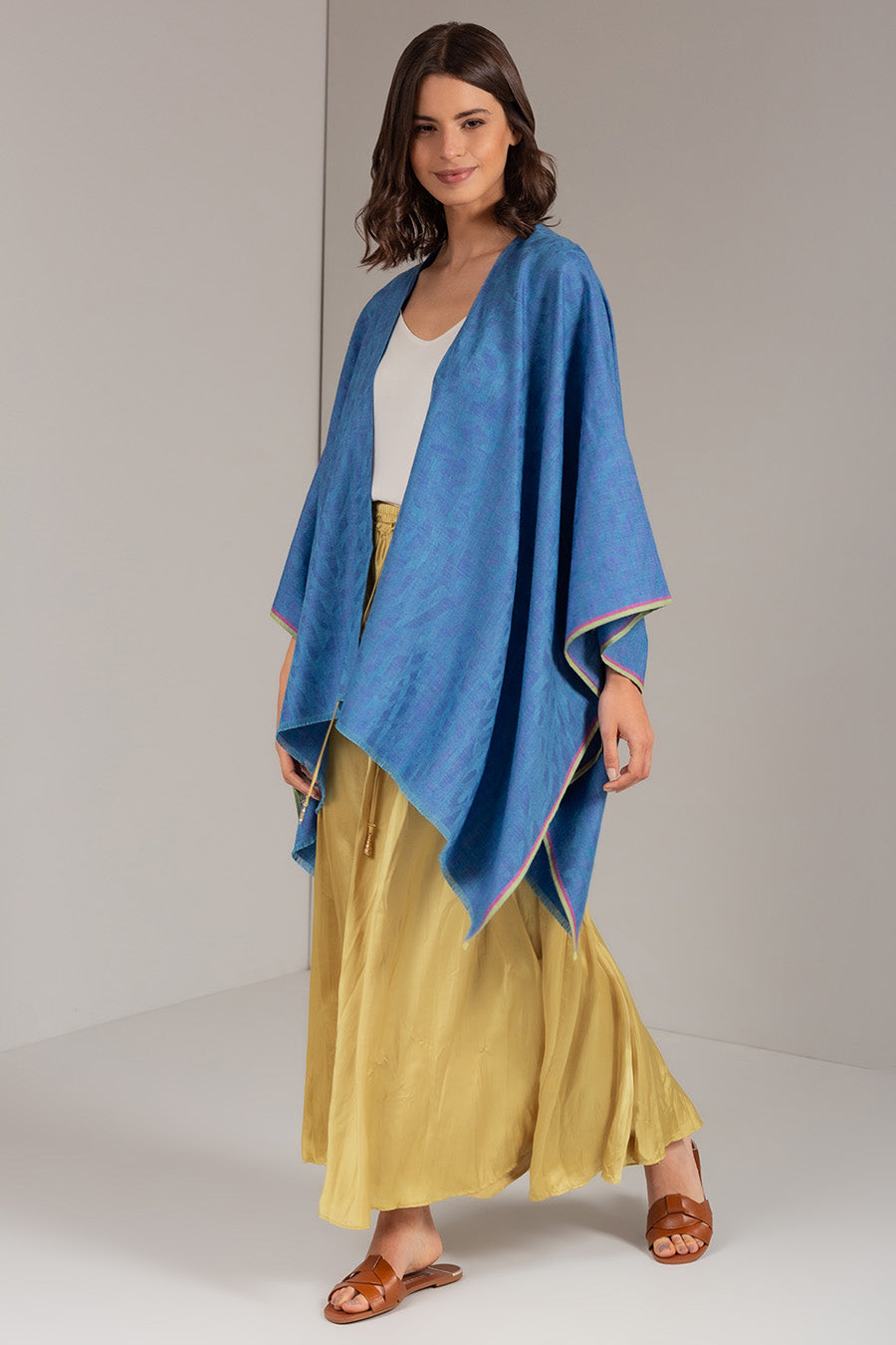 Umacollo Cape Baby Alpaca Color Blue