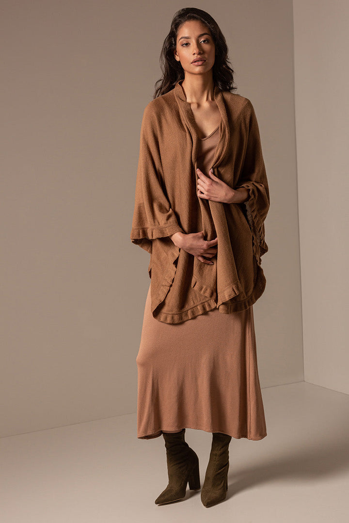 PONCHO BROMELIA DE ALPACA 16 COLOR CAMEL