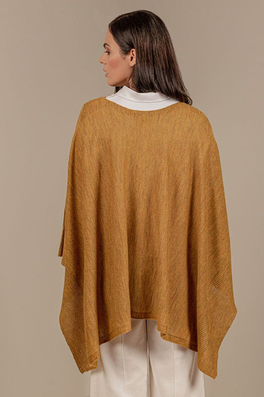 Poncho Udaipur De Baby Alpaca Color Oropel