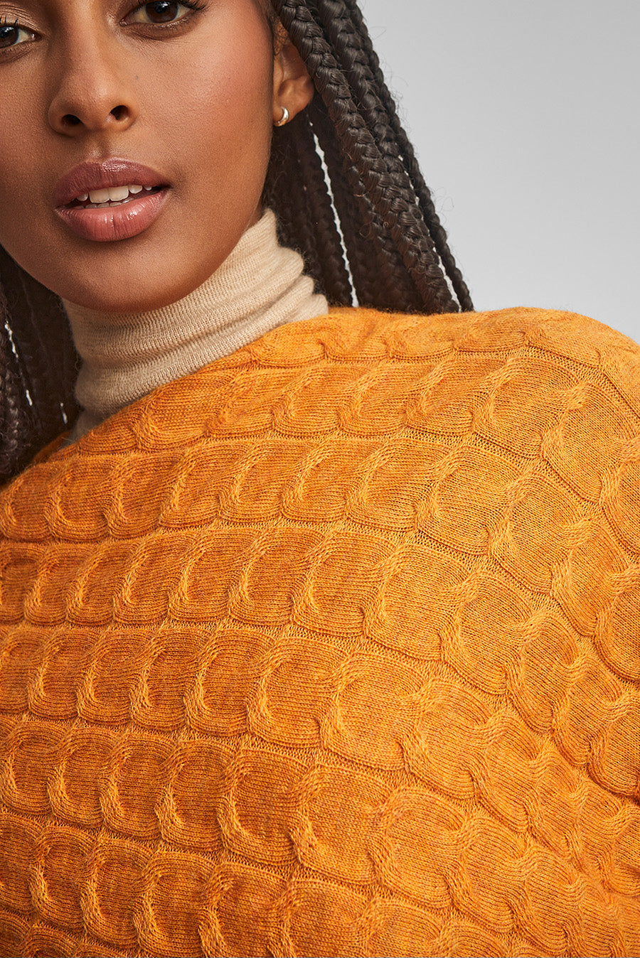Poncho Sauce Baby Alpaca Color Ara