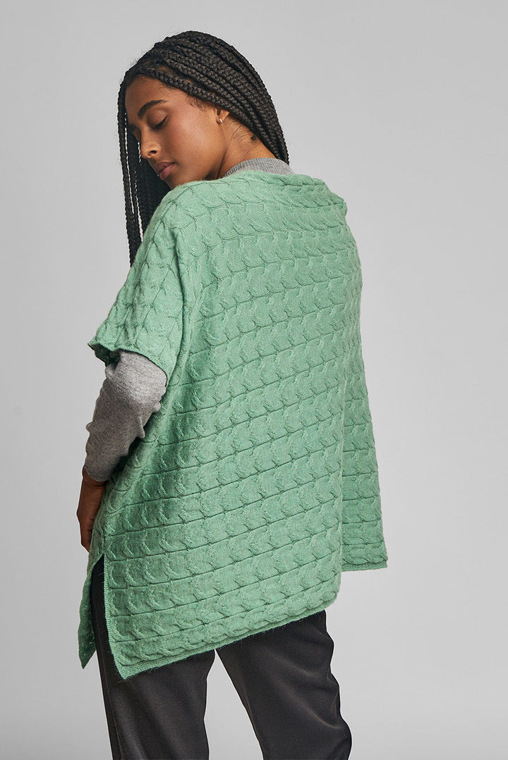Poncho Sauce Baby Alpaca Color Albahaca
