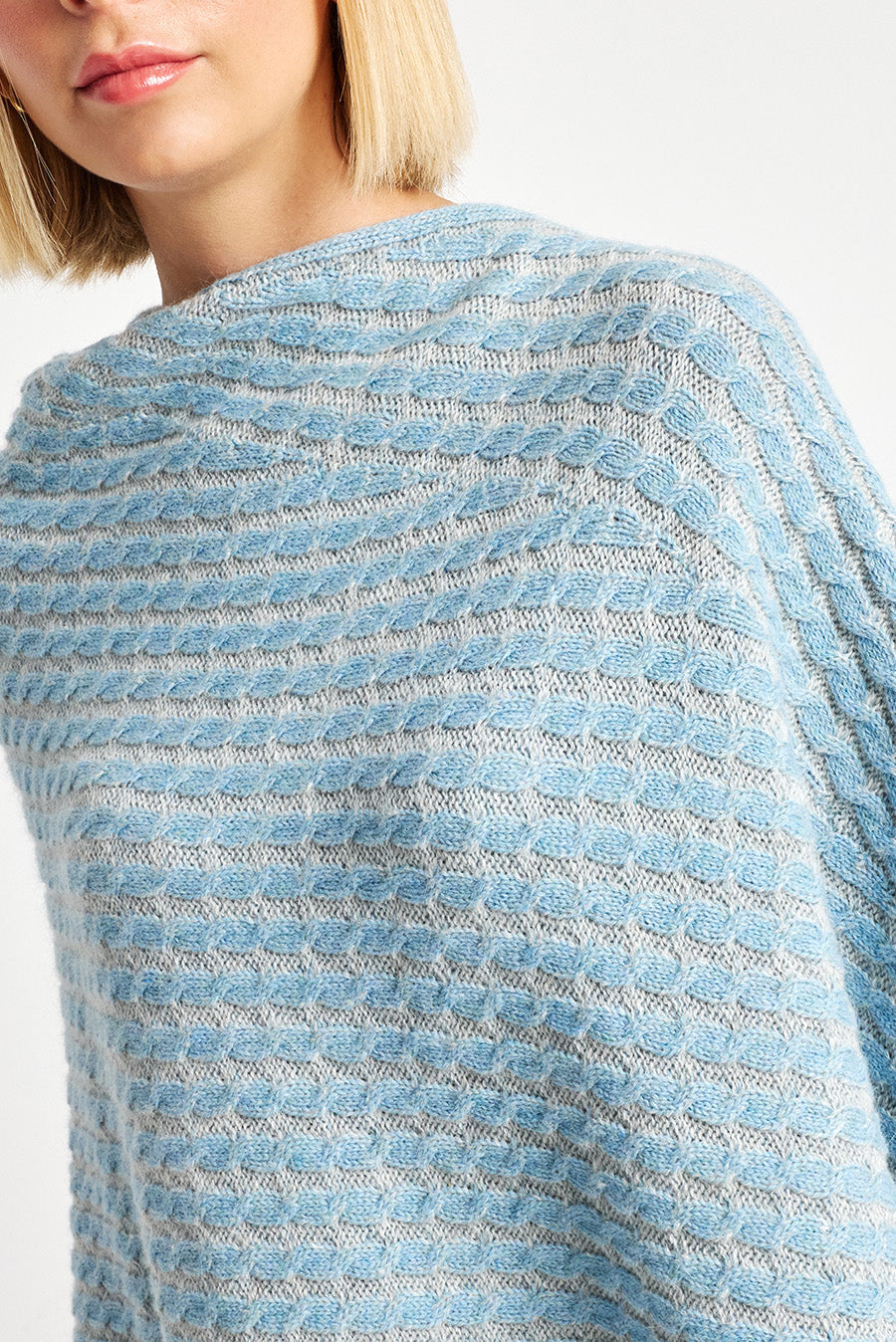 Poncho Wonder De Baby Alpaca Color Dream & Penguin