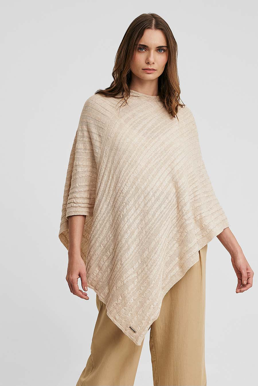 Wasabi Poncho Cotton & Baby Alpaca Color Beige