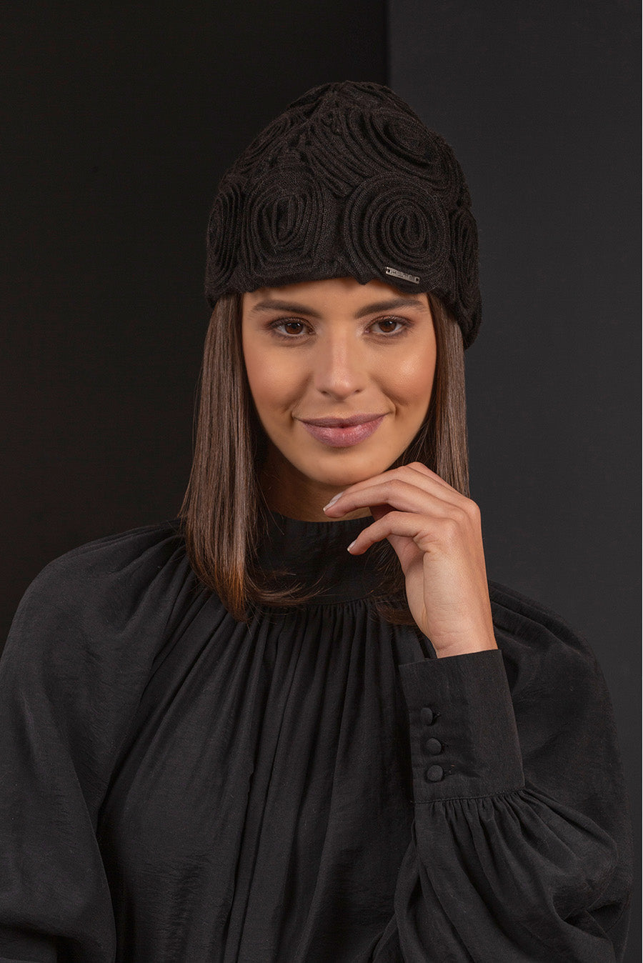 GORRO BEGONIA DE ALPACA BLACK COLOR BLACK
