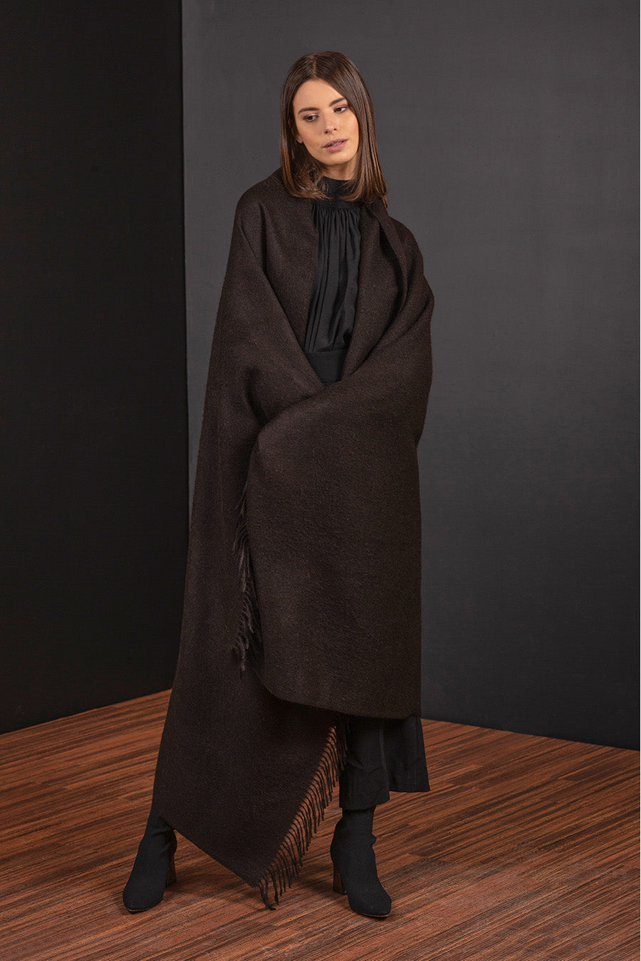 Ballad Blanket Black Alpaca Superfine Eco Color Black