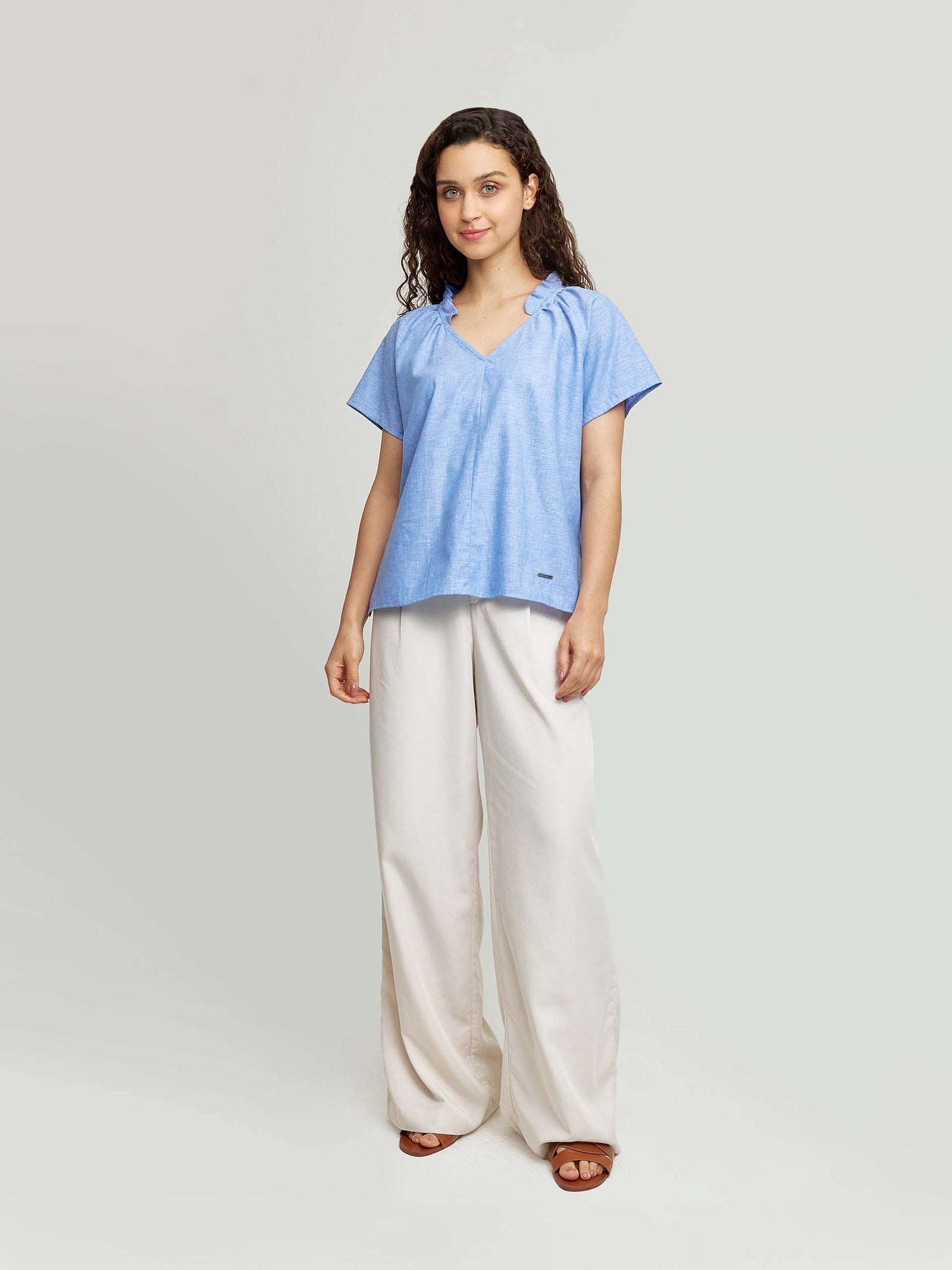 Blusa Wonka Lino Color Azul Claro