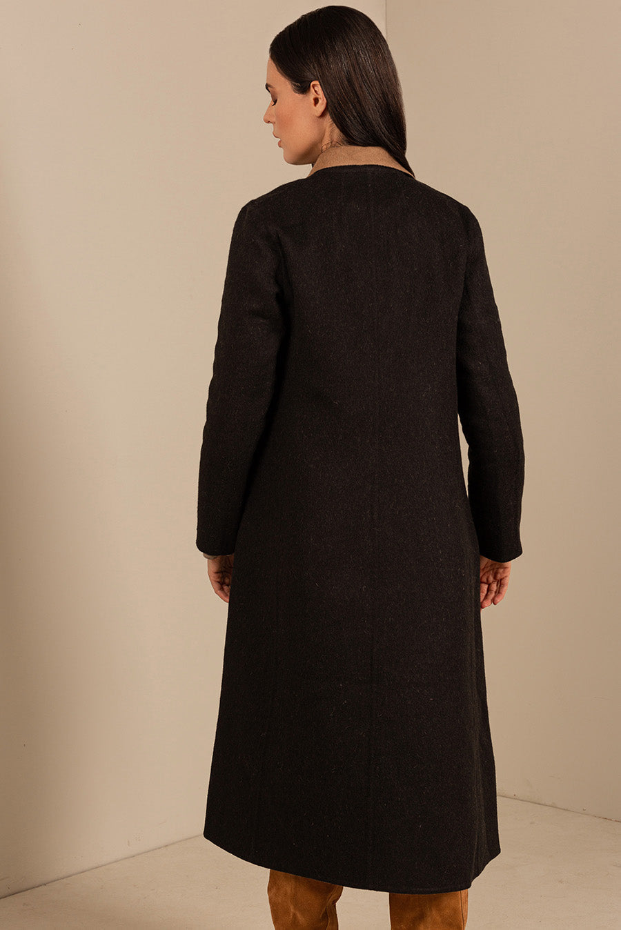 Umanoid Coat Baby Alpaca & Wool Color Black & Camel
