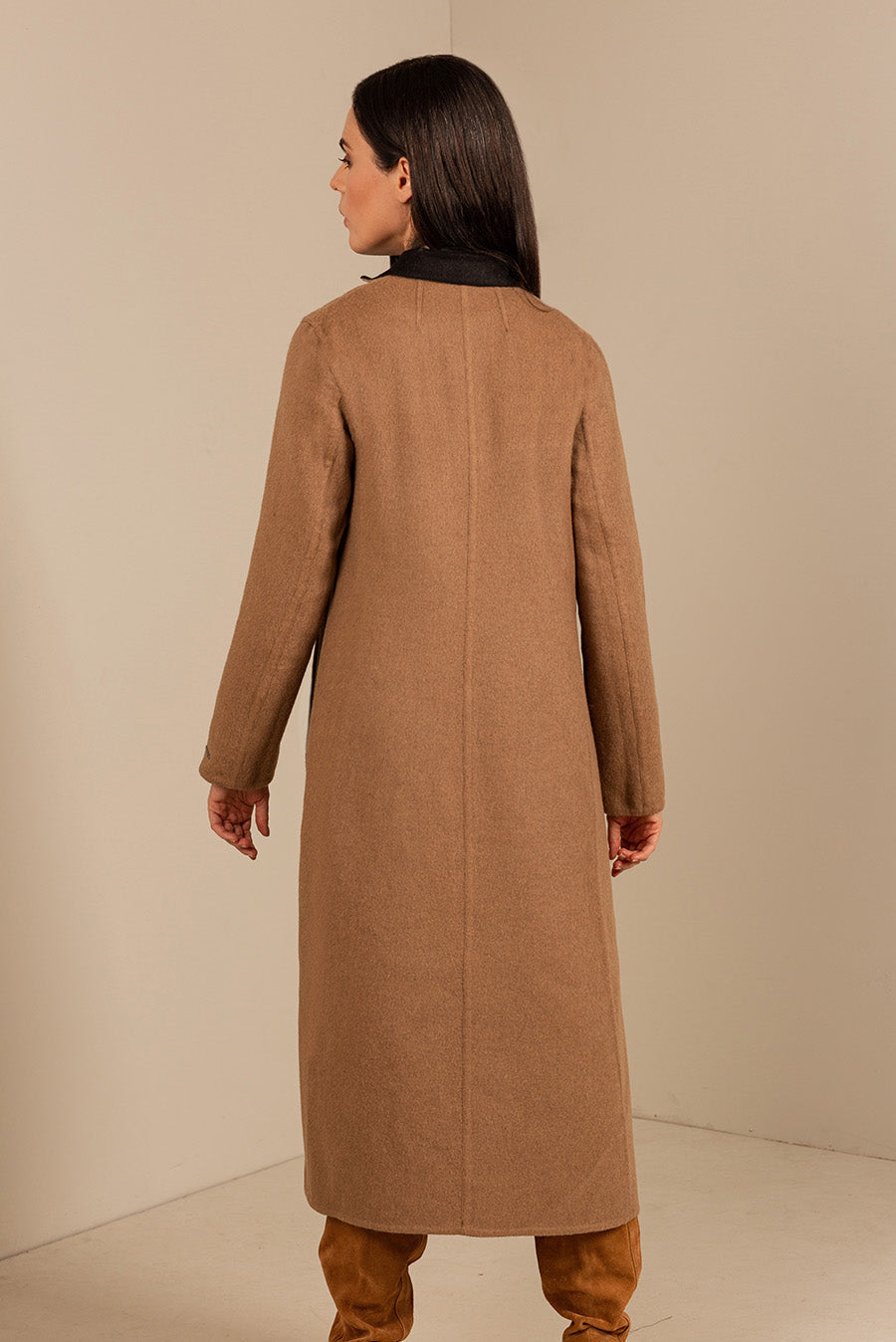 Umanoid Coat Baby Alpaca & Wool Color Black & Camel