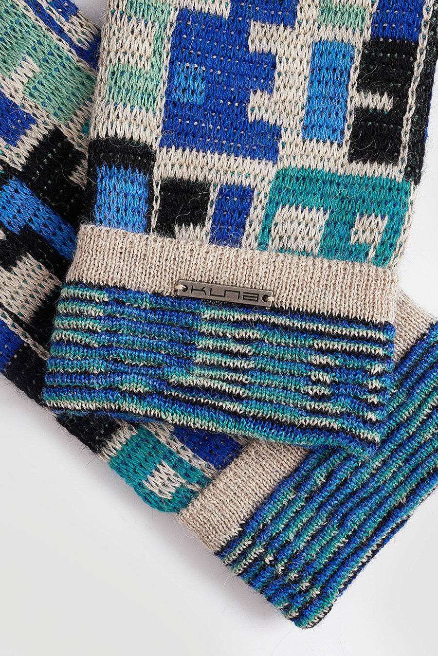 Wadja Gloves Baby Alpaca Color Atitlan